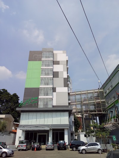 Photos of Whiz Hotel