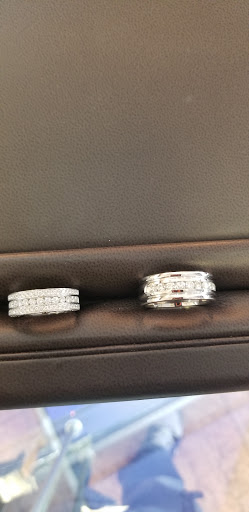 Jewelry Store «Golden Nugget Jewelers», reviews and photos, 800 Chestnut St, Philadelphia, PA 19107, USA