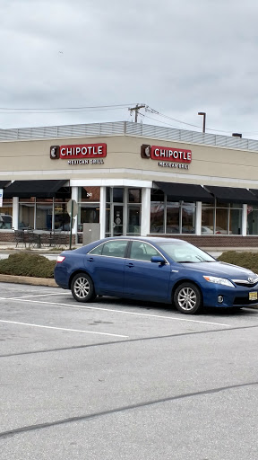 Mexican Restaurant «Chipotle Mexican Grill», reviews and photos, 241 Pottstown Pike, Exton, PA 19341, USA
