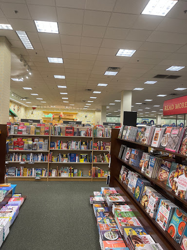 Book Store «Barnes & Noble», reviews and photos, 3485 Tyler St, Riverside, CA 92503, USA