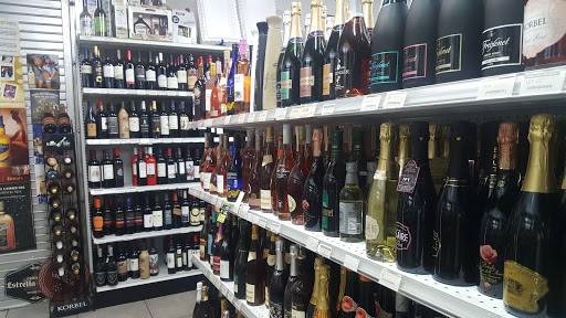 FMD Liquors, 2525 NE 2nd Ave, Miami, FL 33137, USA, 