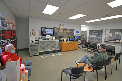 Used Car Dealer «Apple CDJR of Hanover», reviews and photos, 200 Eisenhower Dr, Hanover, PA 17331, USA