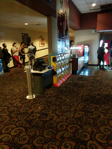 Movie Theater «AMC Dine-In Lakeshore 8», reviews and photos, 901 US Hwy 27 S #120, Sebring, FL 33870, USA