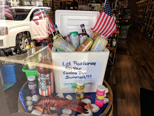 Wine Store «Red Gamay Wines & Liquors», reviews and photos, 45 Merrick Rd, Amityville, NY 11701, USA