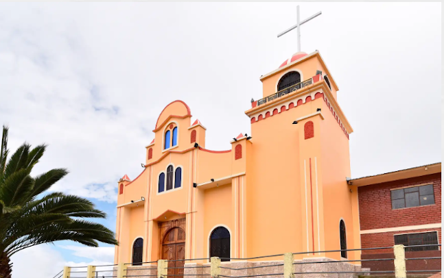 Opiniones de Iglesia Católica San Francisco de Gualleturo en Simiatug - Iglesia