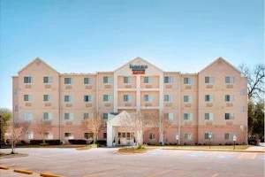 Fairfield Inn & Suites by Marriott Fort Worth University Drive image