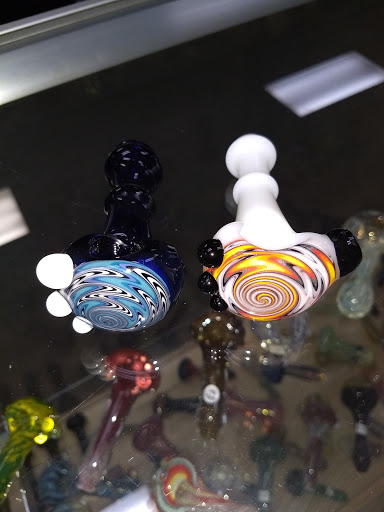 Herb Shop «Traders Smoke Shop», reviews and photos, 14880 N Northsight Blvd #104, Scottsdale, AZ 85260, USA