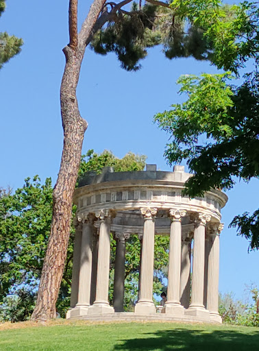El Capricho Park