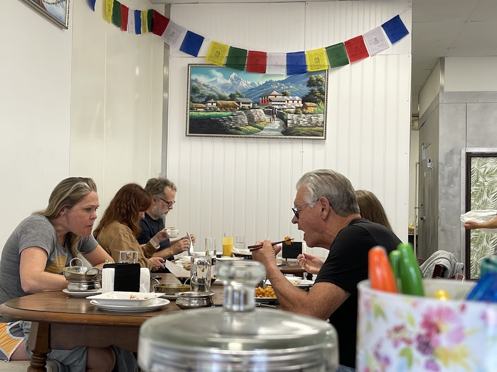 Makalu Himalayan Sherpa Restaurant 05446