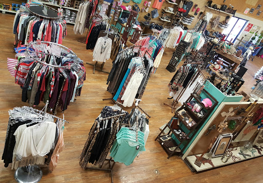 Pet Supply Store «Horse N Hound Feed N Supply», reviews and photos, 991 W Amador Ave, Las Cruces, NM 88005, USA