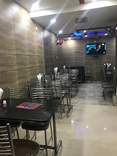 Murga shurga Family restaurant - 120/4 Lajpat Nagar, Infront Of Guru Nanak Girls Collage, Kanpur, Uttar Pradesh 208005, India