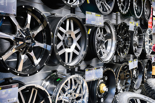 Truck Accessories Store «4 Wheel Parts - Phoenix, AZ», reviews and photos, 2202 S 7th St a, Phoenix, AZ 85034, USA