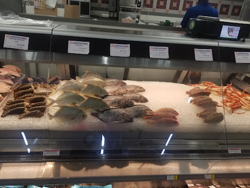 Supermarket «Rowes Supermarkets», reviews and photos, 5435 Blanding Blvd, Jacksonville, FL 32244, USA