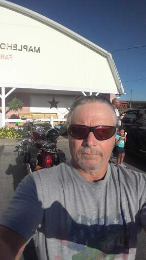 Grocery Store «Maplehofe Dairy Farm Store», reviews and photos, 799 Robert Fulton Hwy, Quarryville, PA 17566, USA