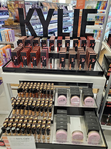 Hair Salon «Ulta Beauty», reviews and photos, 50523 Waterside Dr, New Baltimore, MI 48051, USA