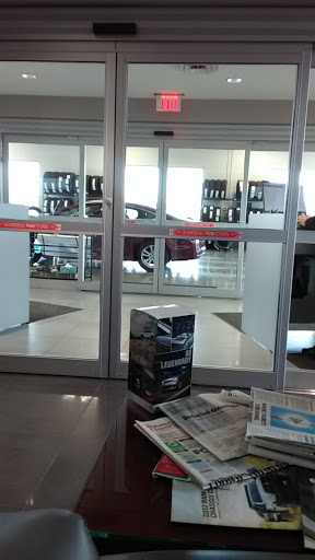 Car Dealer «Community Chrysler Dodge Jeep RAM of Bloomington», reviews and photos, 2200 S Walnut St, Bloomington, IN 47401, USA