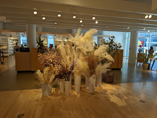 Furniture Store «Crate and Barrel», reviews and photos, 301 Santana Row, San Jose, CA 95128, USA