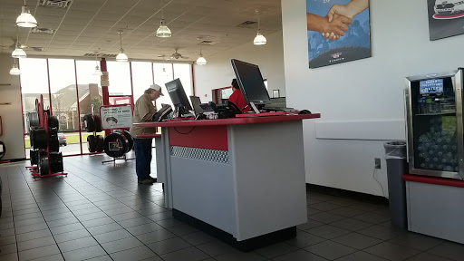 Tire Shop «Discount Tire Store - Smyrna, TN», reviews and photos, 738 President Pl, Smyrna, TN 37167, USA