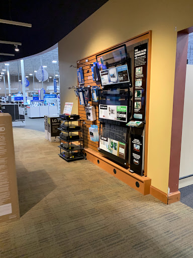 Electronics Store «Best Buy», reviews and photos, 2601 S Stemmons Fwy, Lewisville, TX 75067, USA