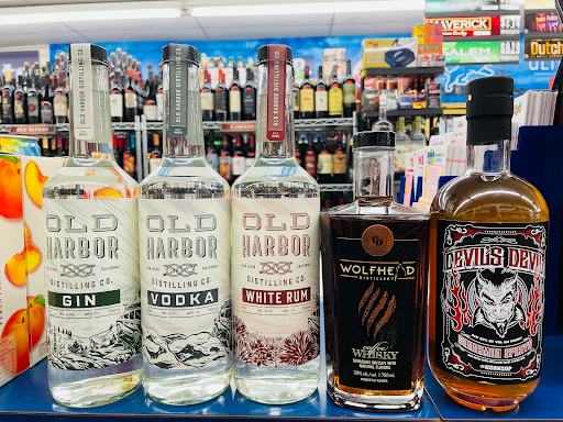 Liquor Store «Main Street Liquor», reviews and photos, 243 E 14 Mile Rd, Clawson, MI 48017, USA