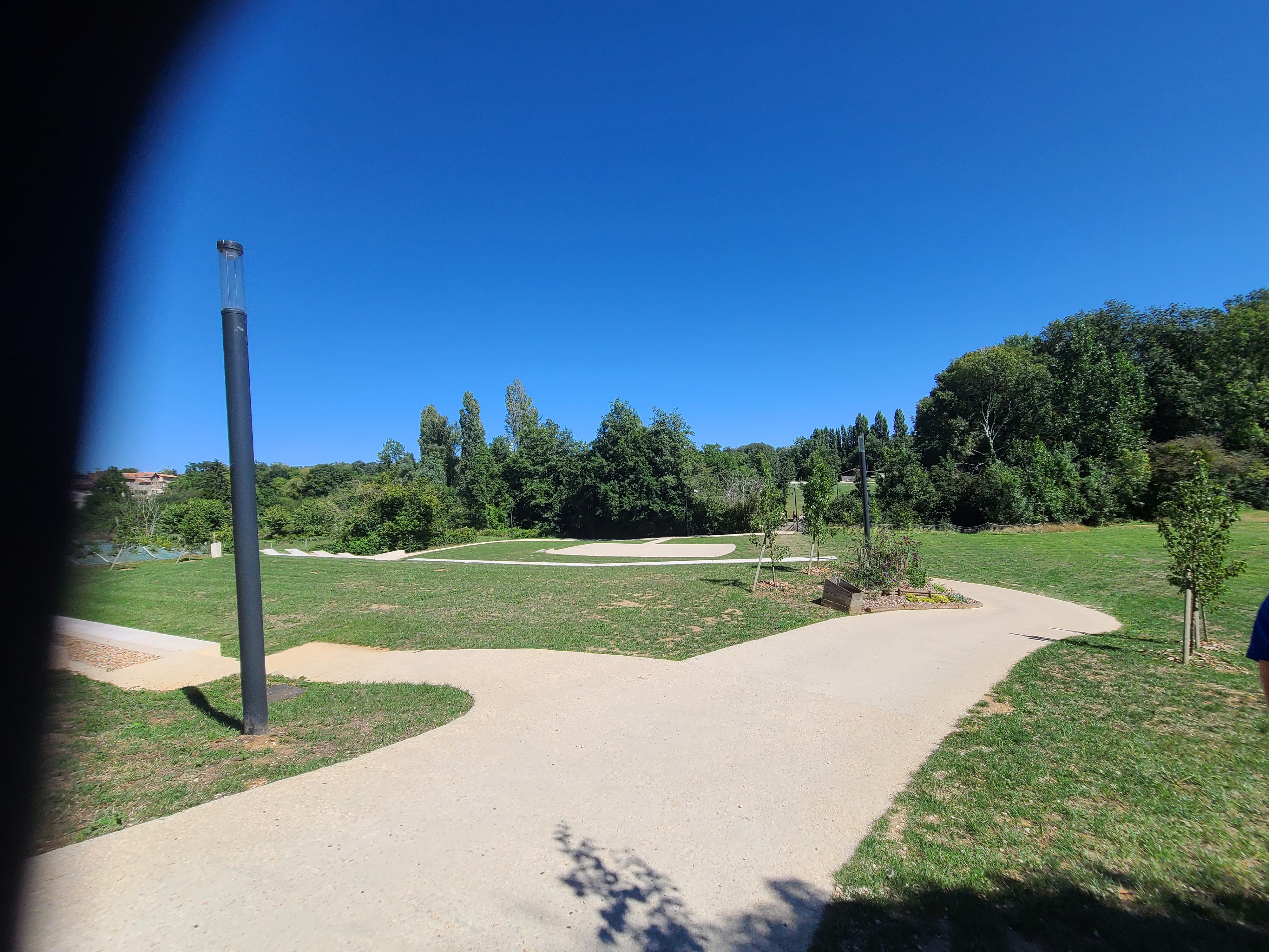 Photo n° 13 de l'avis de Astral. fait le 09/08/2023 à 13:55