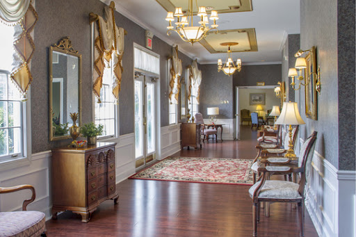 Funeral Home «Weaver Funeral Home», reviews and photos, 5815 Western Ave, Knoxville, TN 37921, USA