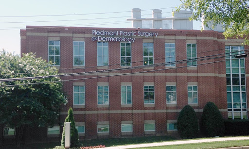 309 S Sharon Amity Rd #200, Charlotte, NC 28211, USA