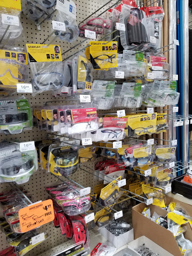 Home Improvement Store «Menards», reviews and photos, 5487 Harvey St, Muskegon, MI 49444, USA