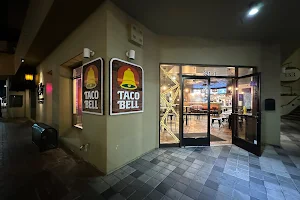 Taco Bell image