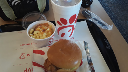 Fast Food Restaurant «Chick-fil-A», reviews and photos, 1031 S Walnut Ave, New Braunfels, TX 78130, USA