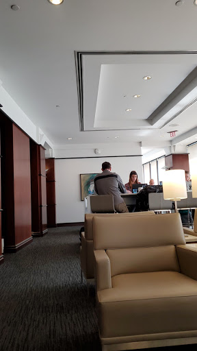 Lounge «United Club», reviews and photos, 5300 Riverside Dr, Cleveland, OH 44135, USA