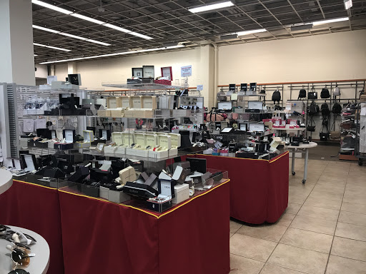 Clothing Store «Burlington Coat Factory», reviews and photos, 24 Wayne Hills Mall, Wayne, NJ 07470, USA