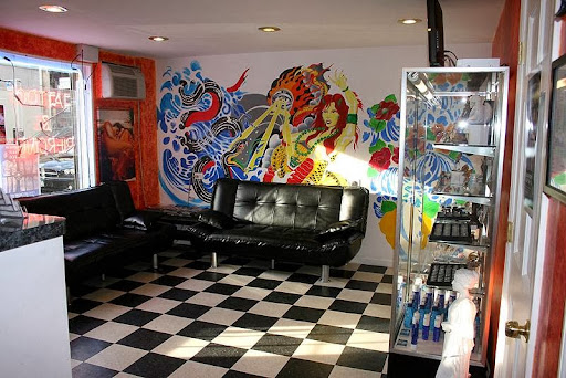 Tattoo Shop «Beaver Tattoo», reviews and photos, 94-02 Jamaica Ave, Woodhaven, NY 11421, USA