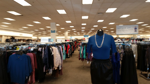 Department Store «Nordstrom Rack Gateway», reviews and photos, 9607 Research Blvd, Austin, TX 78759, USA