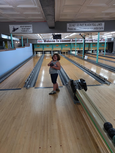 Bowling Alley «Diamond Junction Bowling Lanes», reviews and photos, 1446 N Main St, Palmer, MA 01069, USA
