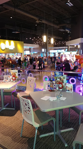 Restaurant «Main Event Entertainment», reviews and photos, 12500 Sycamore Station Pl, Louisville, KY 40299, USA