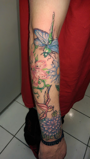 Dvine Design Tattoo Studio, 12358 US-19, Hudson, FL 34667, USA, 