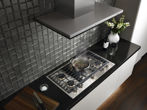 Universal Appliance and Kitchen Center image