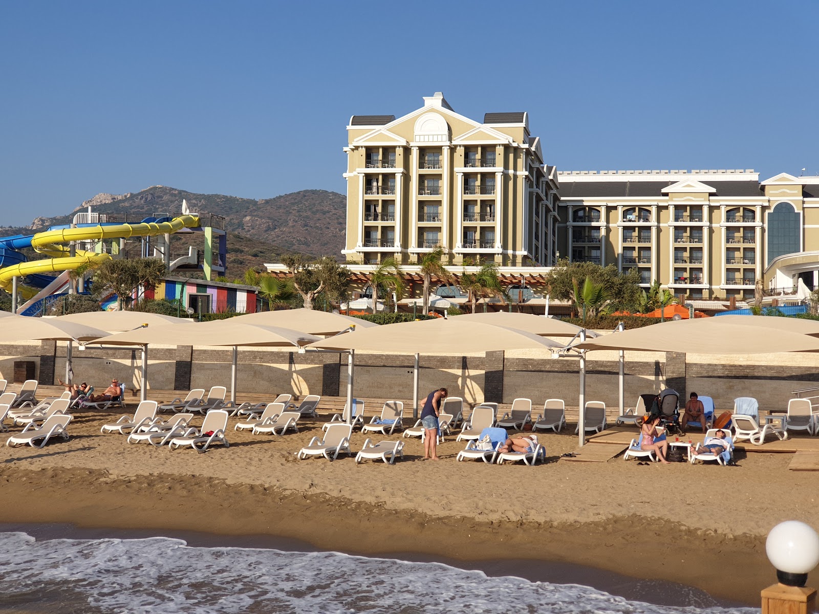 Sukuralti beach II'in fotoğrafı - Çocuklu aile gezginleri için önerilir
