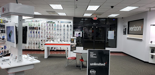 Cell Phone Store «GoWireless Verizon Authorized Retailer», reviews and photos, 807 S Main St, Lapeer, MI 48446, USA