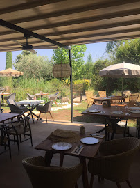 Atmosphère du Restaurant libanais Restaurant Gibran à Mouans-Sartoux - n°17