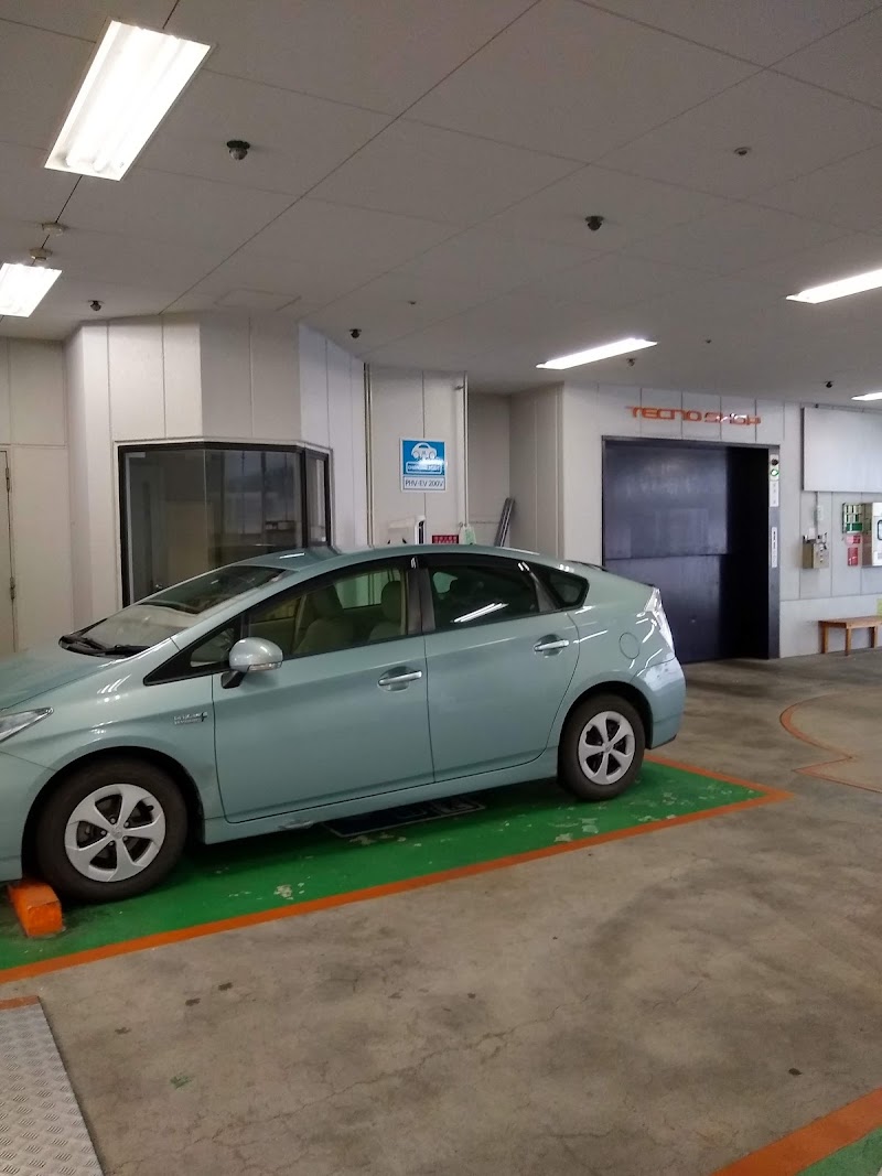 トヨタカローラ大阪 なんば店 (大阪府大阪市浪速区敷津西 トヨタ販売店 