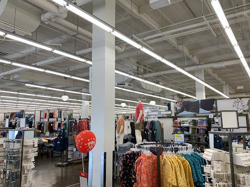 Clothing Store «Old Navy», reviews and photos, 20505 S Dixie Hwy, Cutler Bay, FL 33189, USA