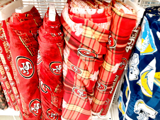 Fabric Store «Jo-Ann Fabrics and Crafts», reviews and photos, 8062 N Blackstone Ave, Fresno, CA 93720, USA