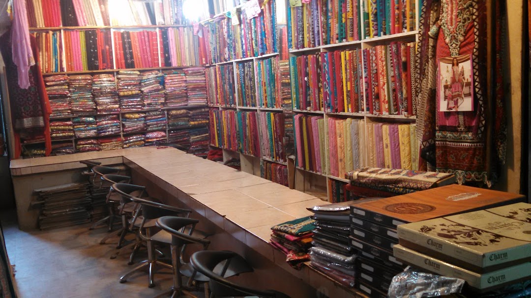 Kamran Cloth Center
