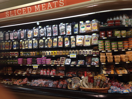 Grocery Store «Lowes Foods of Ocean Isle Beach», reviews and photos, 6278 Beach Dr SW #5, Ocean Isle Beach, NC 28469, USA