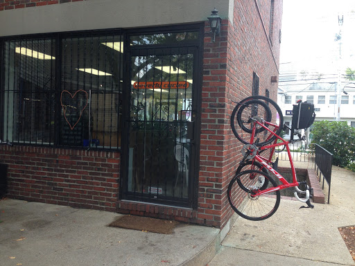 Beverly Bikes, 132 Dodge St # 1, Beverly, MA 01915, USA, 