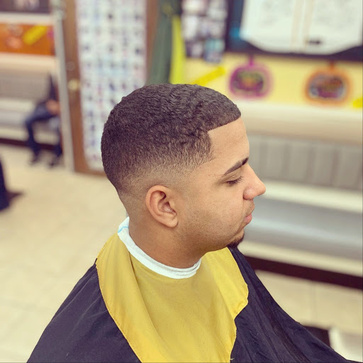 Barber Shop «Martinez Barber Shop», reviews and photos, 32 N Broad St, West Hazleton, PA 18202, USA