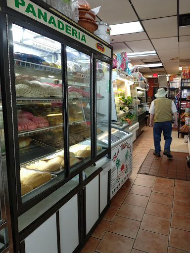 Supermarket «El Chinelo Market», reviews and photos, 7822 Portland Ave S, Minneapolis, MN 55420, USA