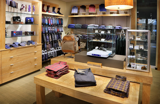 Shoe Store «Allen Edmonds», reviews and photos, 501 Congress Ave #108, Austin, TX 78701, USA